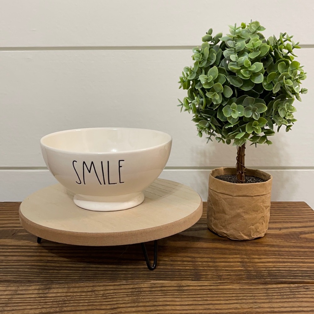 Rae Dunn SMILE bowl